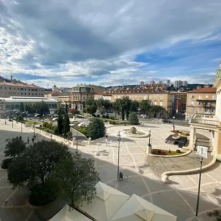 Apartment Mario Center *