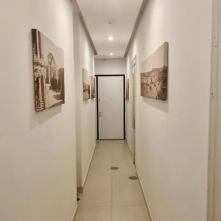 Mario Center Apartment *