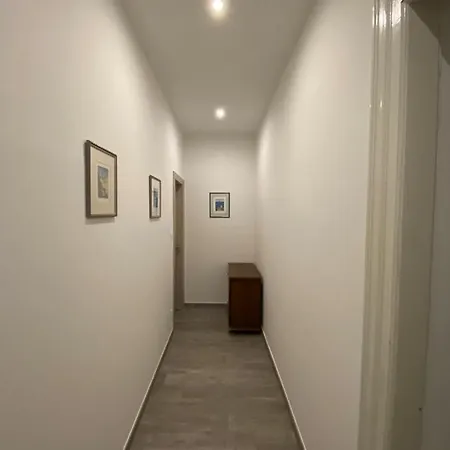 Mario Center Apartment *