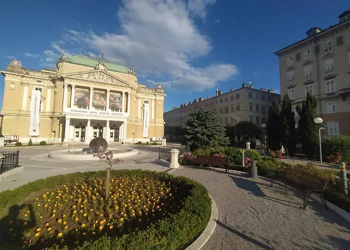 Mario Center Apartment